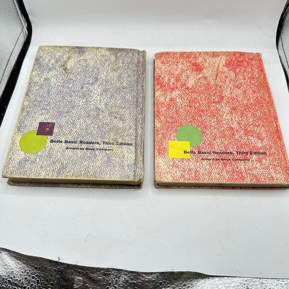 1960s Children’s School Books reading primers x3 Around Green Hills Betts Basic - Picture 4 of 9